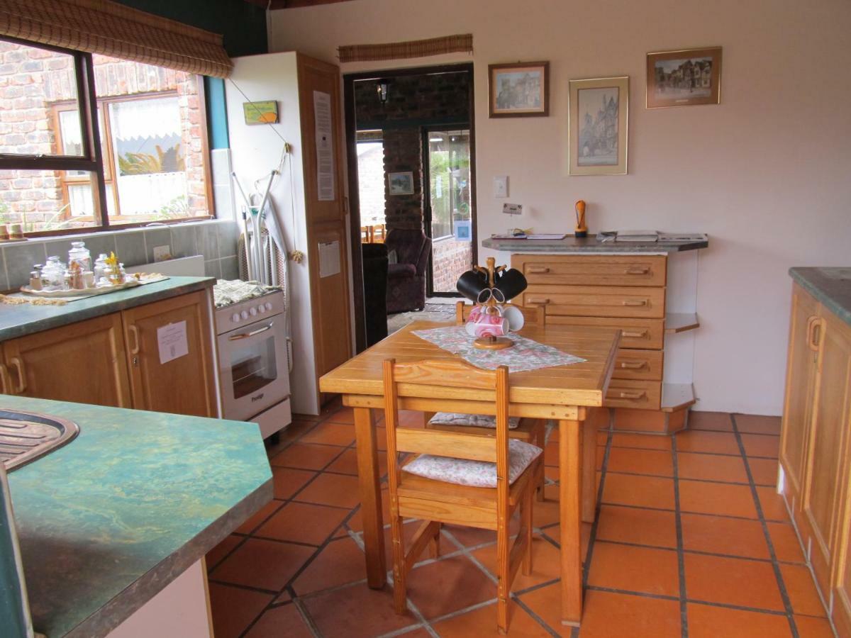 Addo Gateway Lodge Колчестер Экстерьер фото