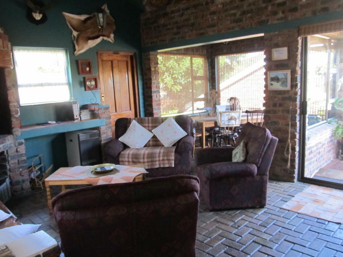 Addo Gateway Lodge Колчестер Экстерьер фото
