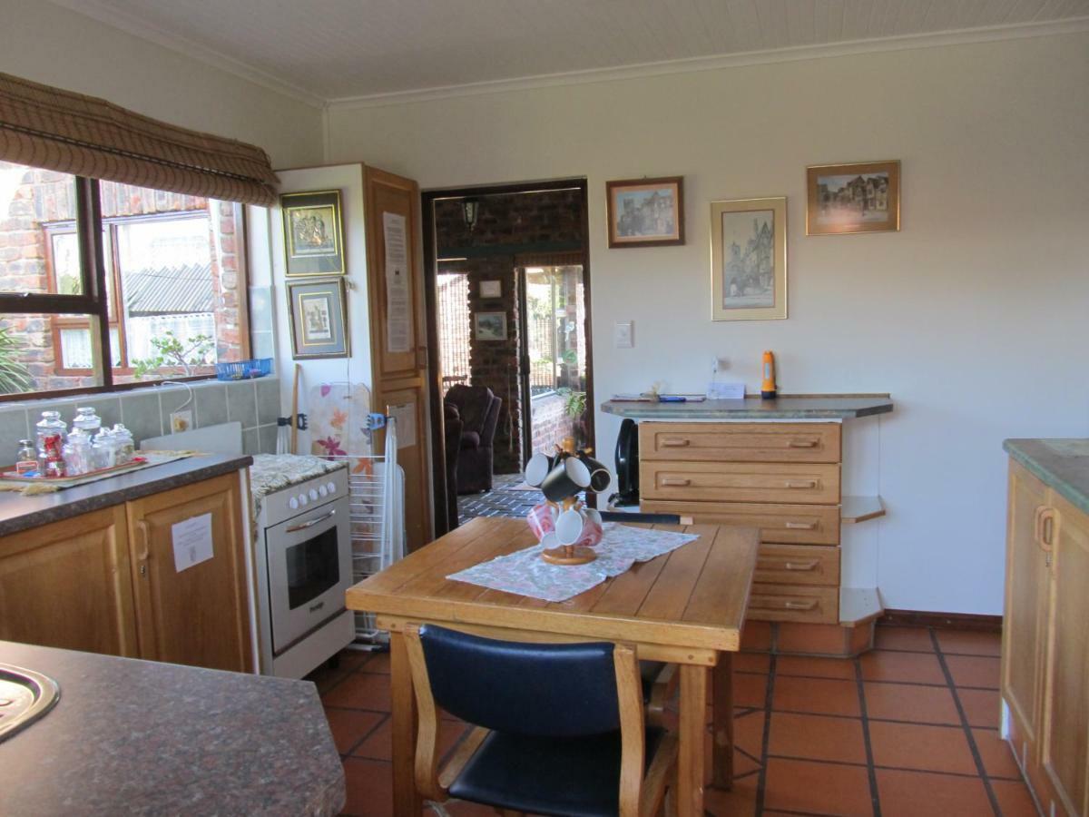 Addo Gateway Lodge Колчестер Экстерьер фото
