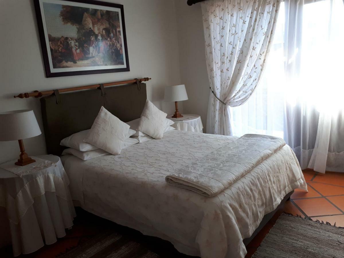 Addo Gateway Lodge Колчестер Экстерьер фото
