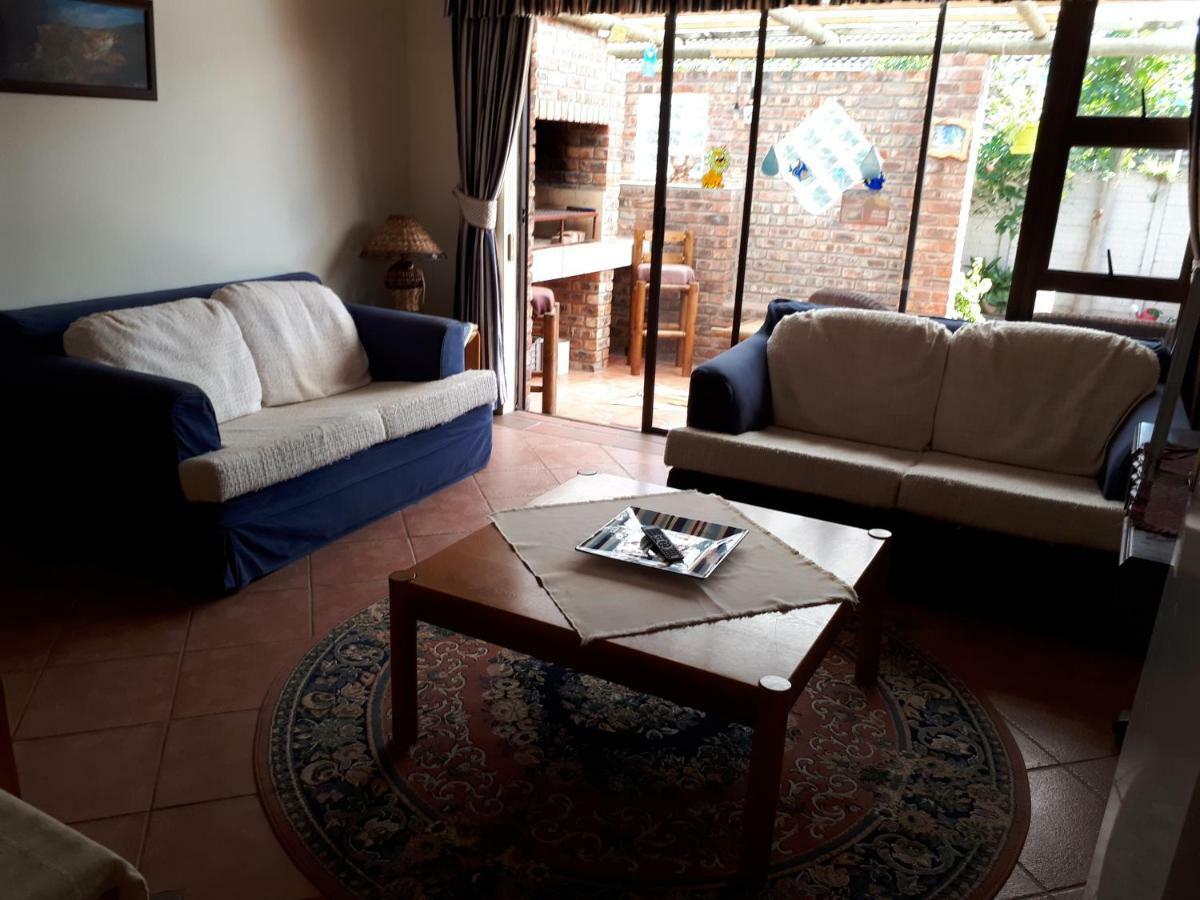 Addo Gateway Lodge Колчестер Экстерьер фото