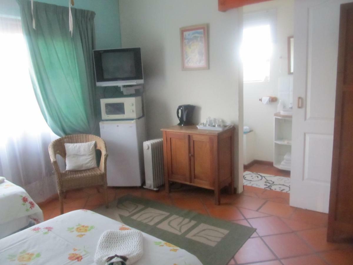 Addo Gateway Lodge Колчестер Экстерьер фото